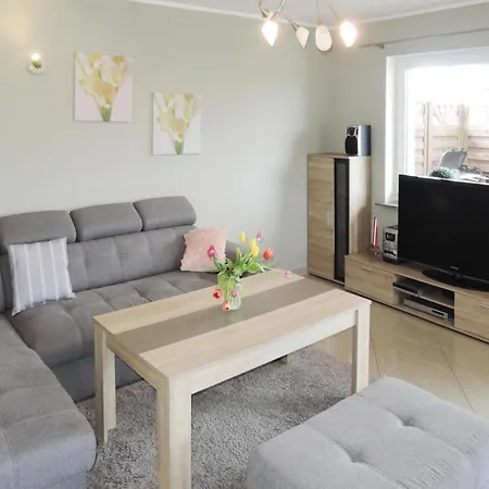 Dom wakacyjny Family House Near Baltic Sea And Szczecin Lagoon *